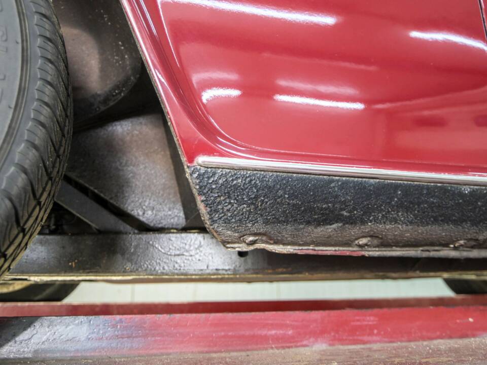 Image 47/50 of Triumph TR 6 PI (1969)