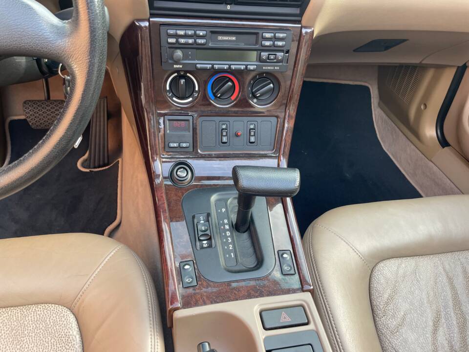 Image 22/24 of BMW Z3 1.9 (1997)