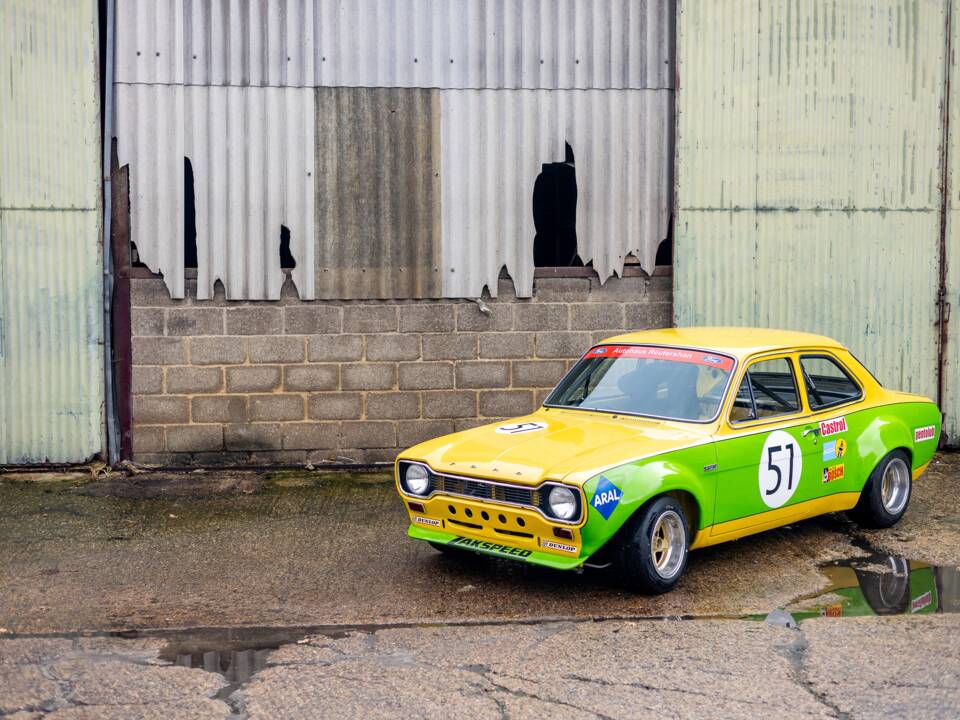 Bild 11/50 von Ford Escort RS 1600 (1900)