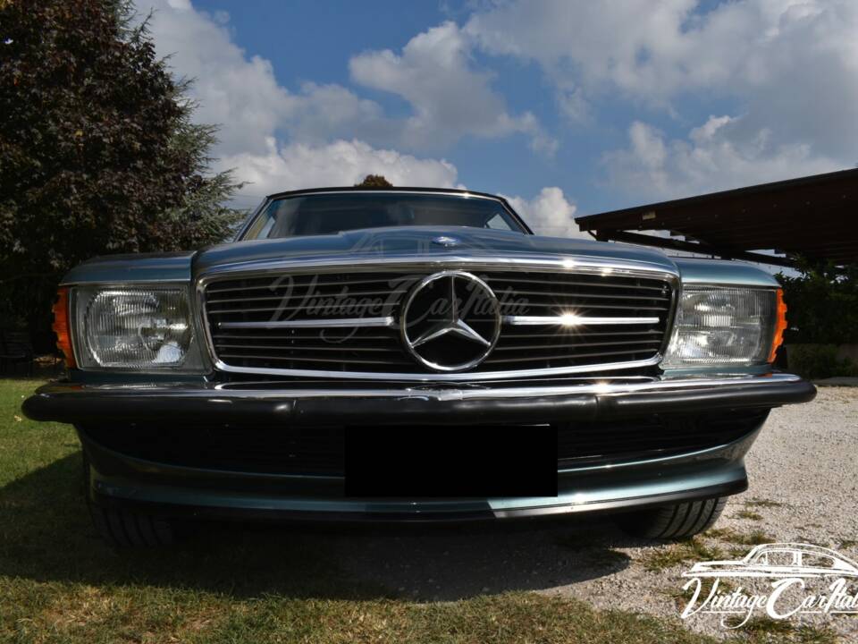 Image 24/75 de Mercedes-Benz 560 SL (1986)