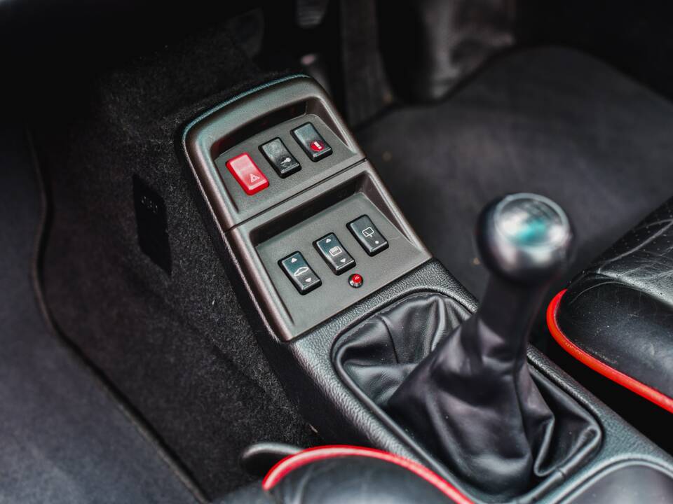 Bild 39/50 von Porsche 911 Targa (1996)
