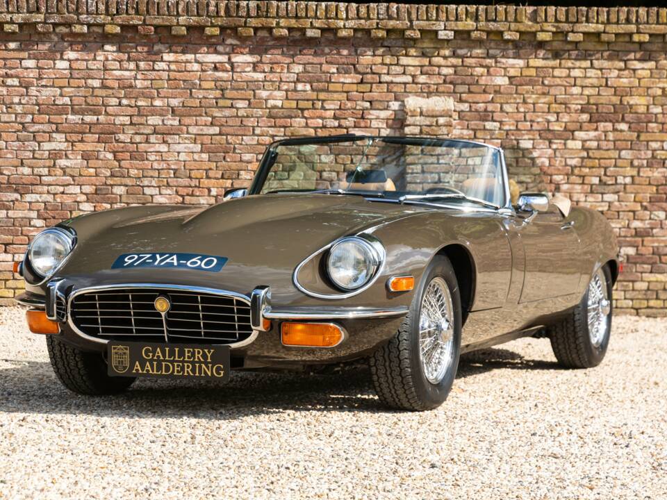 Image 1/50 de Jaguar Type E V12 (1973)