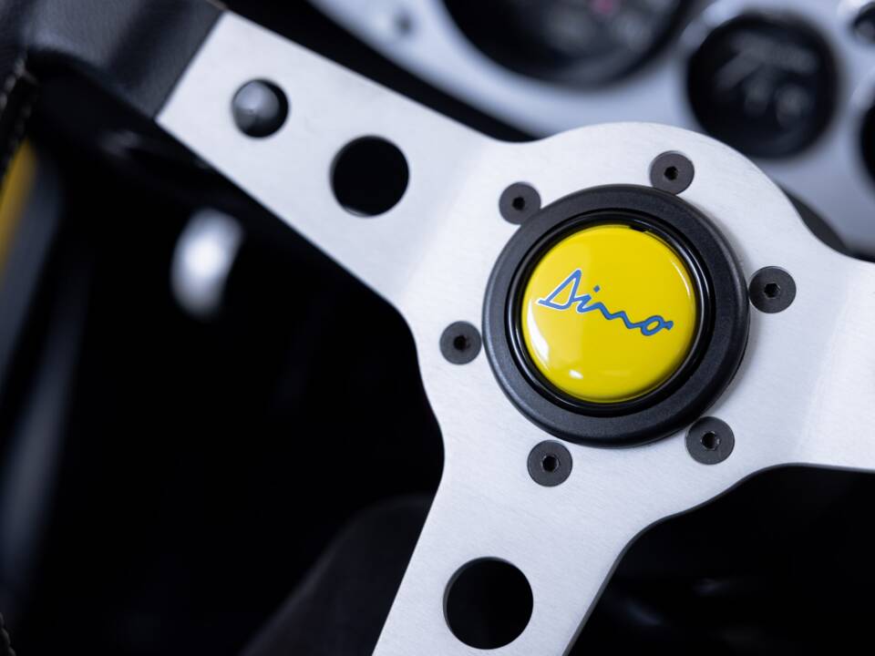 Afbeelding 34/39 van Ferrari Dino 246 GT (1970)