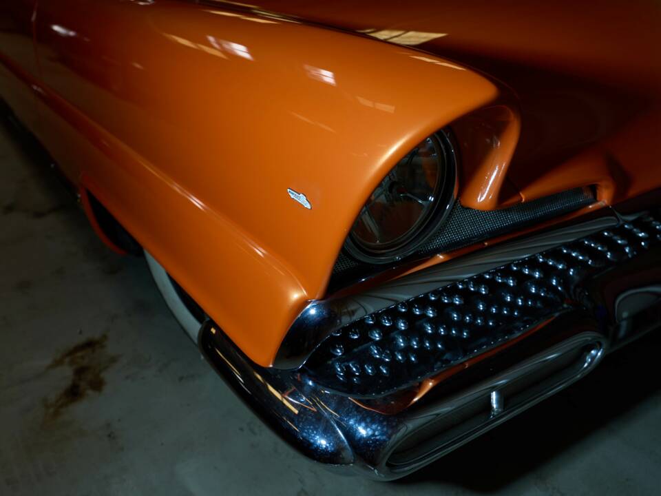 Image 11/34 of Lincoln Premiere Hardtop Coupé (1956)