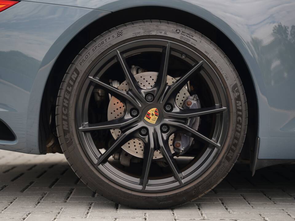 Image 45/50 of Porsche 911 Carrera (2016)
