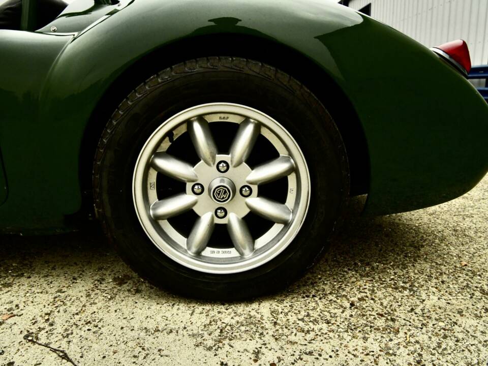 Image 24/36 of MG MGA 1600 (1958)