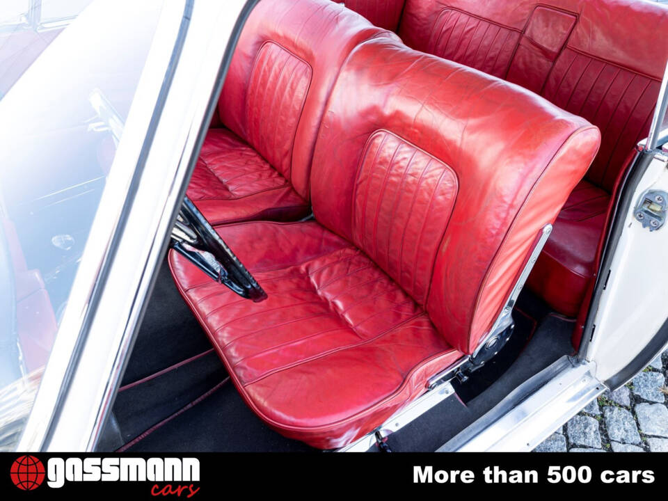 Image 7/15 de BMW 3200 CS (1962)