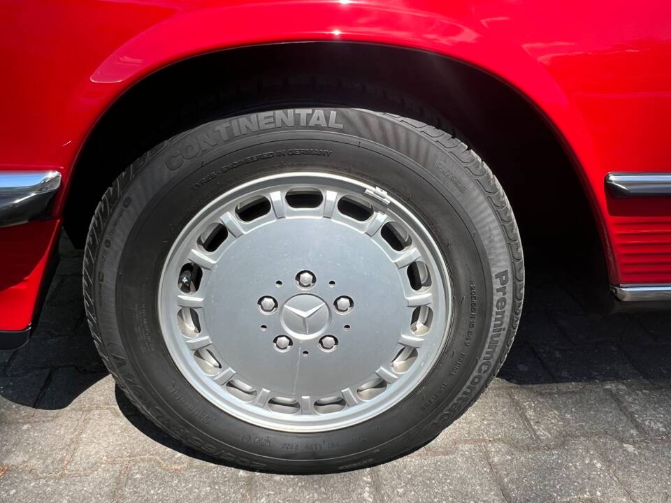 Image 13/22 de Mercedes-Benz 300 SL (1986)