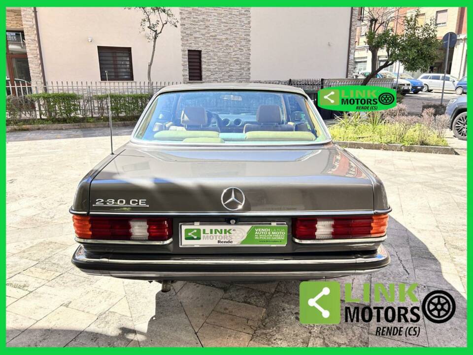 Image 5/10 of Mercedes-Benz 230 CE (1984)
