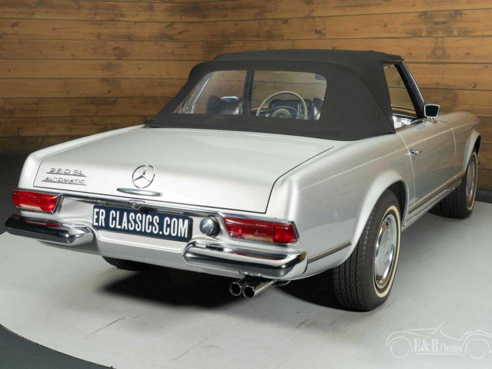 Image 11/19 de Mercedes-Benz 280 SL (1968)