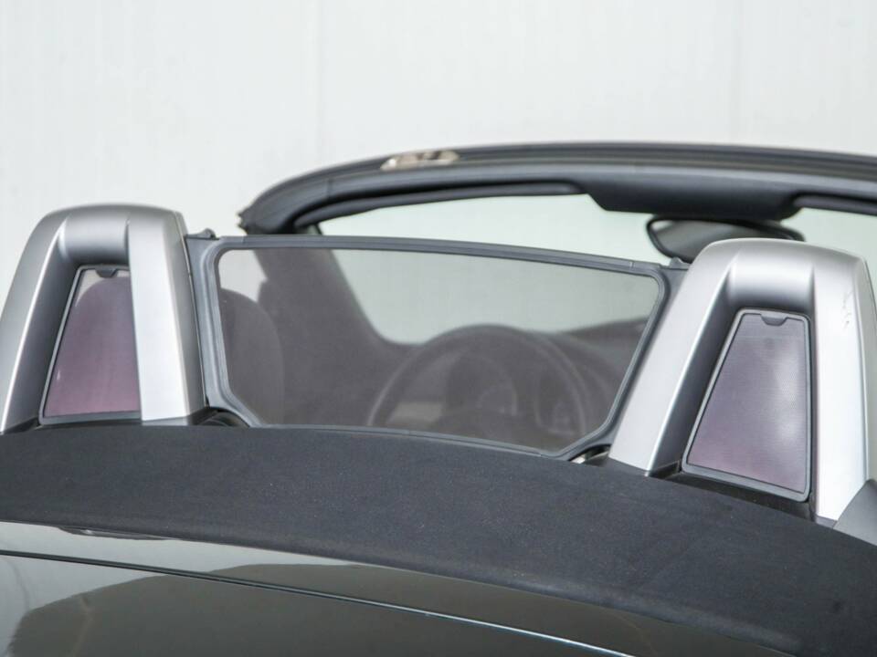 Bild 35/50 von BMW Z4 2.5i (2004)