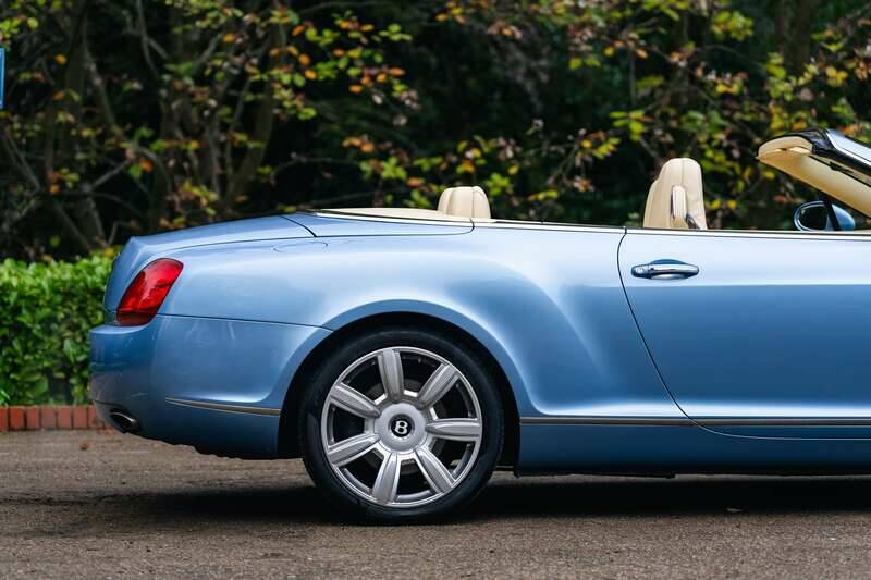 Bild 11/50 von Bentley Continental GTC (2007)