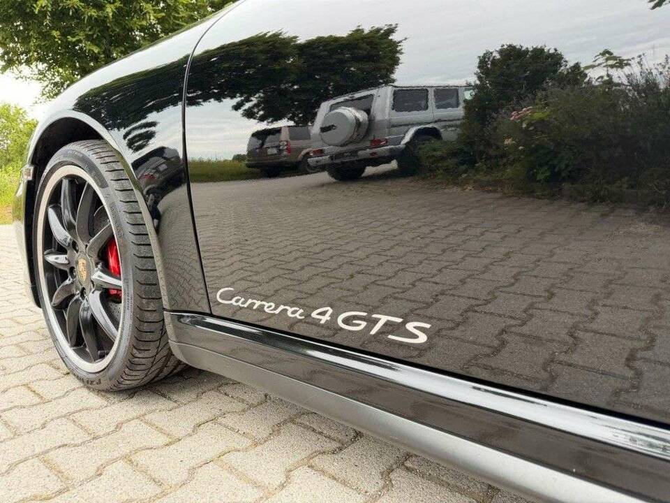 Bild 30/36 von Porsche 911 Carrera 4 GTS (2011)