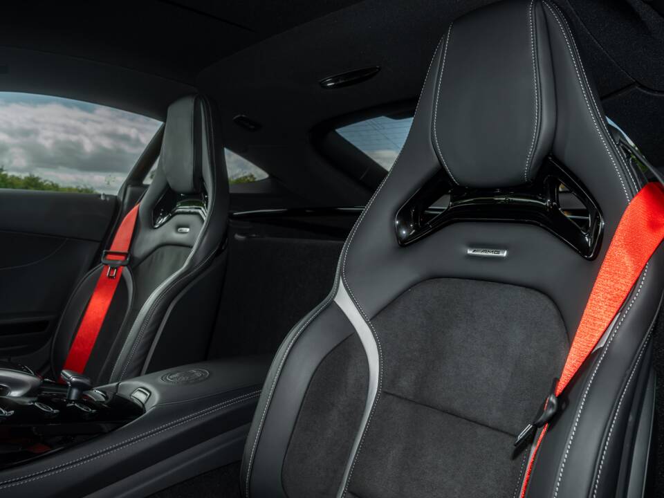 Image 62/67 of Mercedes-AMG GT-R (2018)