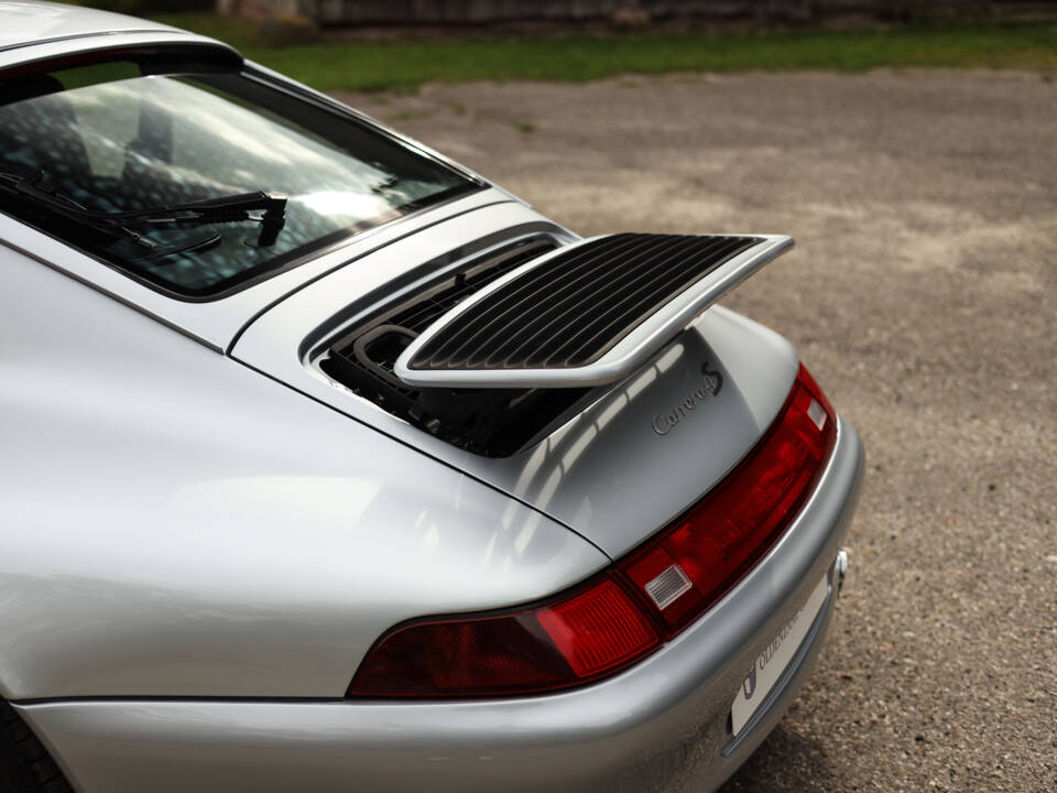 Image 53/90 de Porsche 911 Carrera 4S (1996)