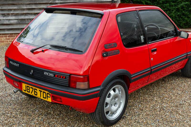 Immagine 9/50 di Peugeot 205 GTi 1.9 (1991)