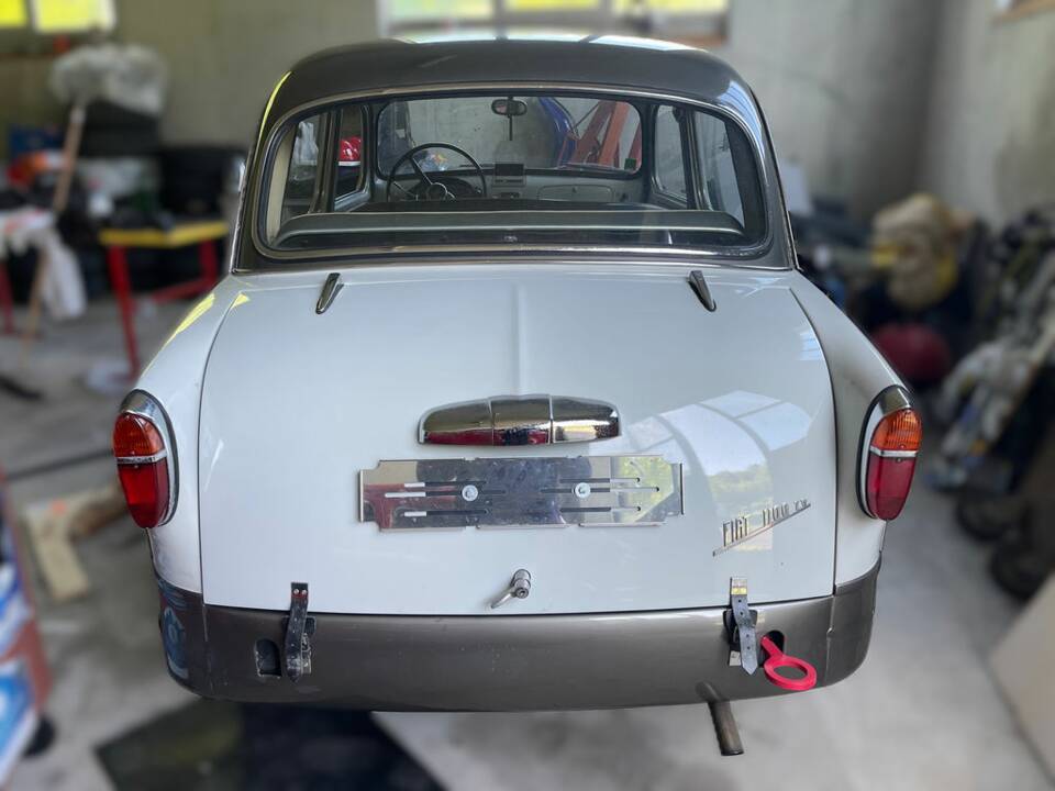 Image 3/8 of FIAT 1100-103 TV Vignale (1957)