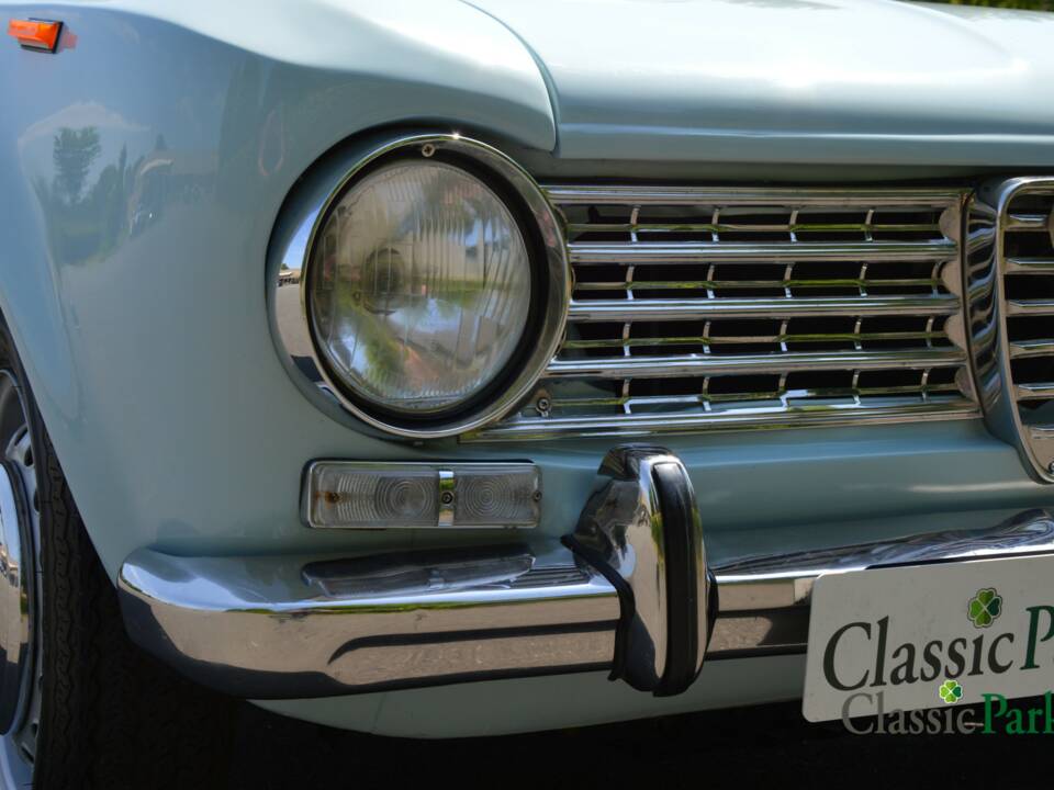 Image 38/50 de Alfa Romeo Giulia 1300 (1967)