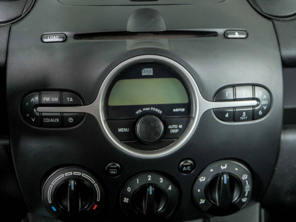 Bild 16/48 von Mazda 2 - 1.3 MZR (2009)