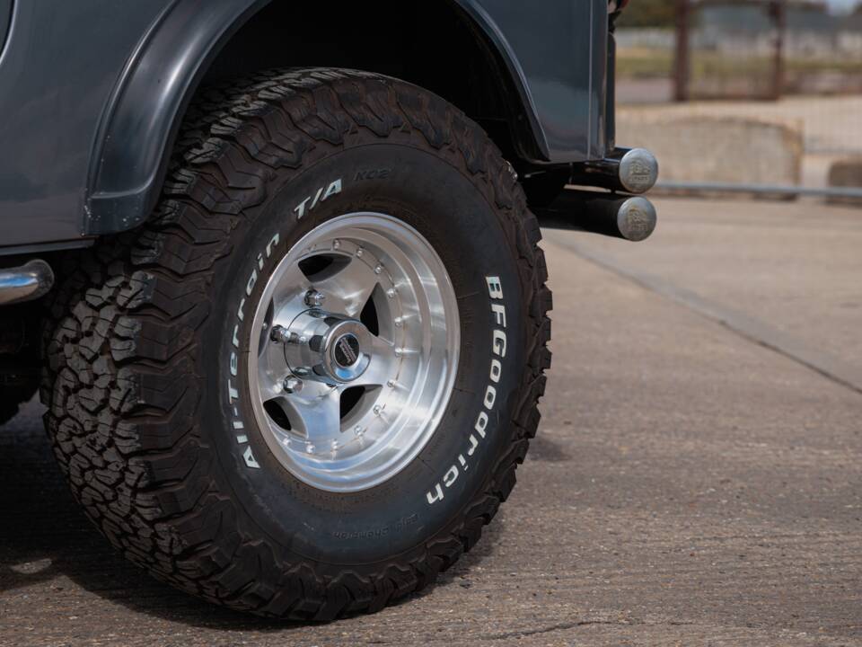 Bild 31/50 von Jeep CJ-7 Renegade (1982)