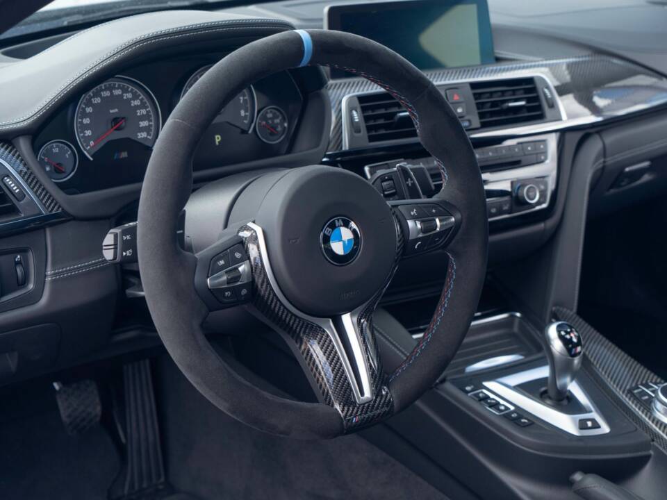 Image 6/6 of BMW M4 Competition (2018)
