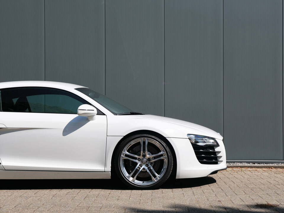 Bild 5/53 von Audi R8 (2008)