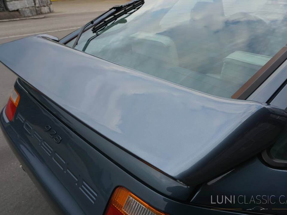 Immagine 24/46 di Porsche 928 S4 (1988)