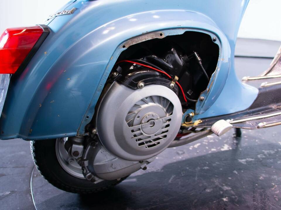 Bild 31/42 von Piaggio Vespa 50 Special (1972)