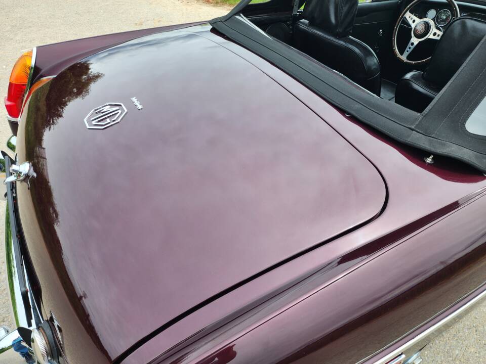 Image 29/55 of MG MGB (1969)