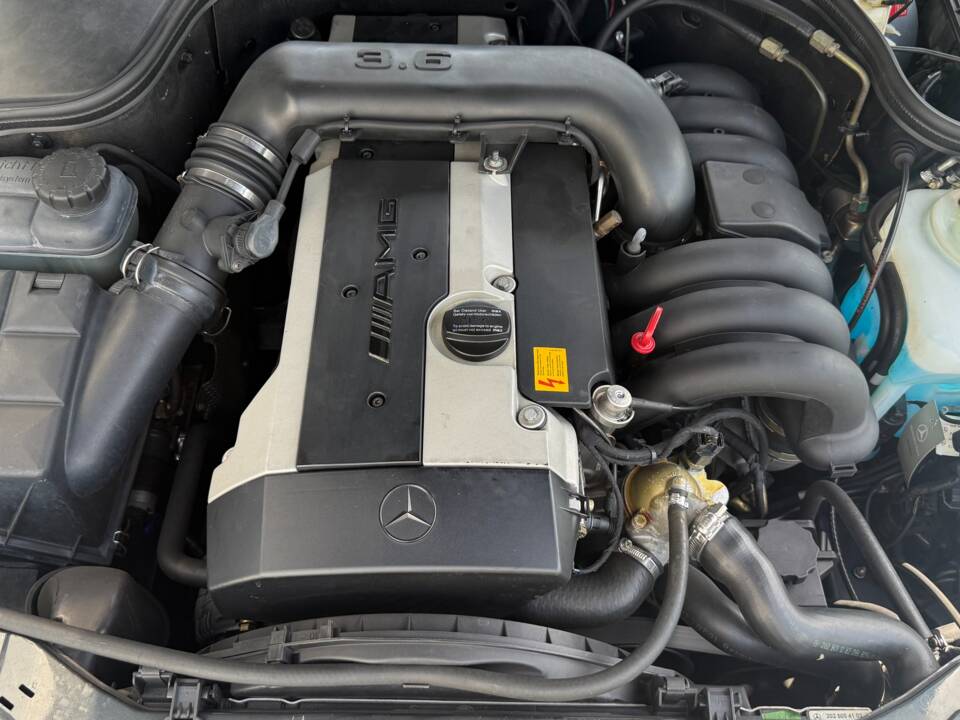 Image 19/22 of Mercedes-Benz C 36 AMG (1996)