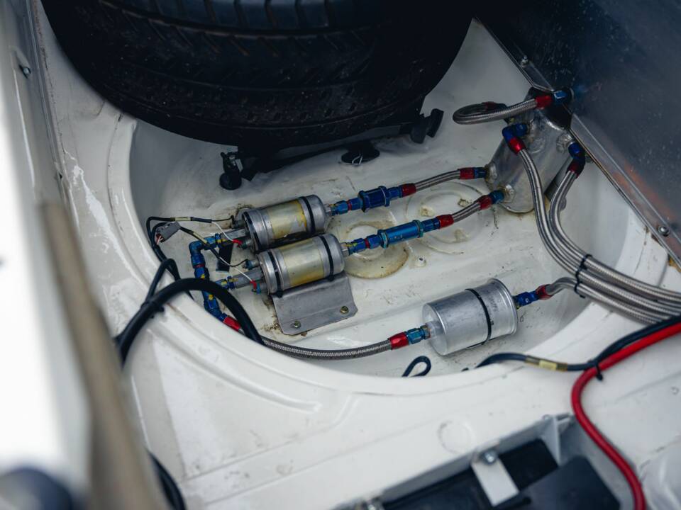 Image 51/56 de BMW M3 (1988)