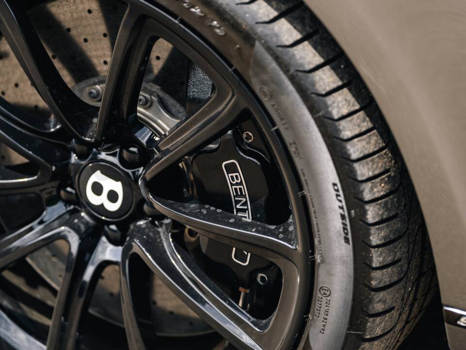 Immagine 7/50 di Bentley Continental GTC (2010)
