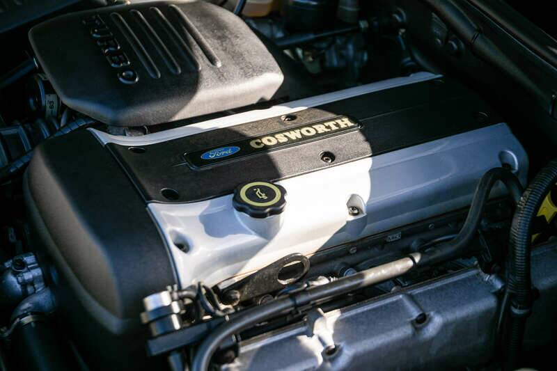 Image 21/41 of Ford Escort RS Cosworth (1995)