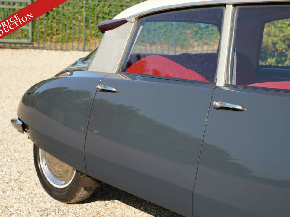 Immagine 29/50 di Citroën DS 19 (1965)