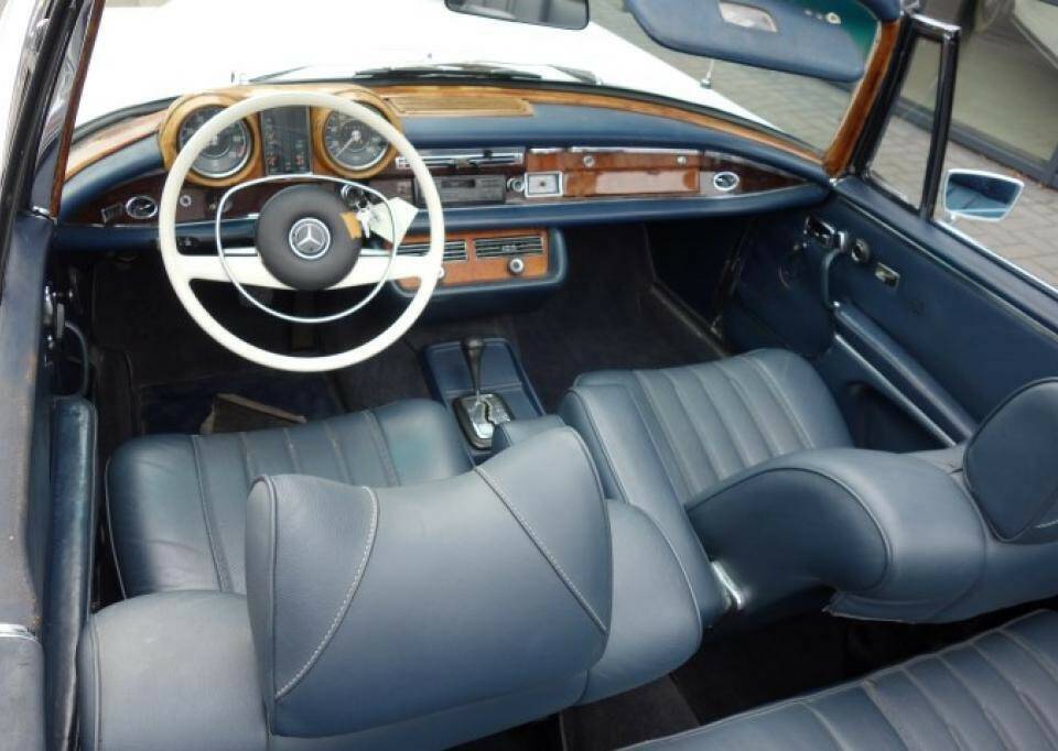 Bild 11/22 von Mercedes-Benz 280 SE 3,5 (1971)