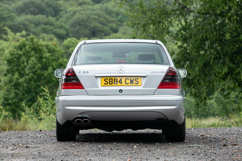Image 7/48 of Mercedes-Benz C 55 AMG (1998)