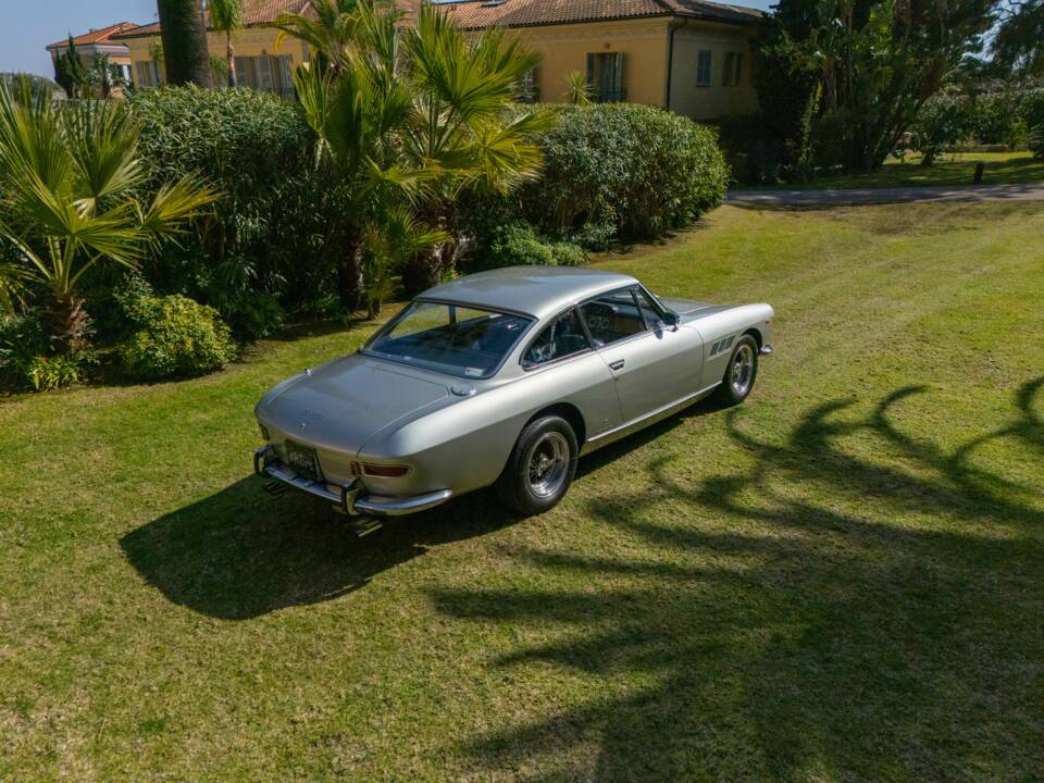 Imagen 10/47 de Ferrari 330 GT 2+2 (1964)