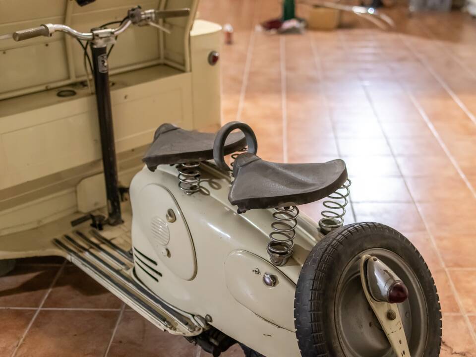 Image 8/14 de Puch LARO 125 (1900)