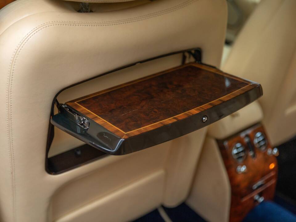 Image 27/45 of Rolls-Royce Silver Seraph (2000)