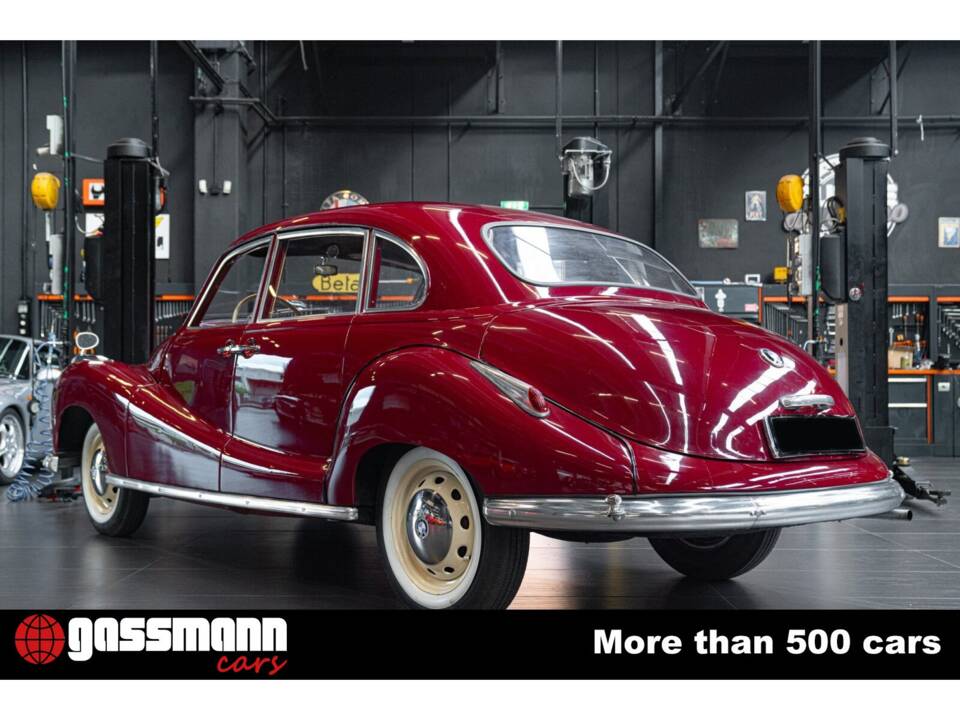Immagine 6/15 di BMW 501 B (1954)