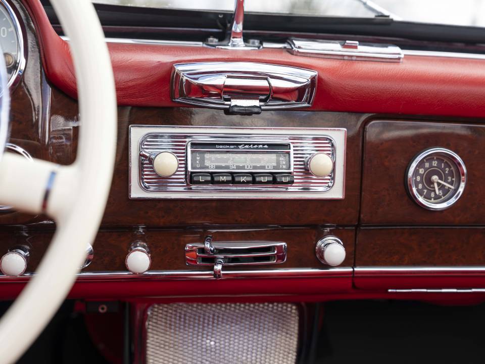 Bild 26/34 von Mercedes-Benz 190 SL (1960)