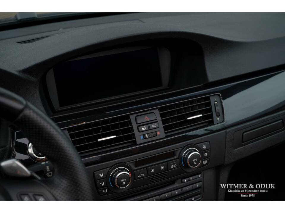 Image 17/32 de BMW 335i (2008)