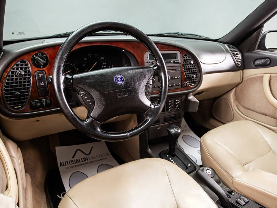 Imagen 23/39 de Saab 9-3 2.0i (1998)