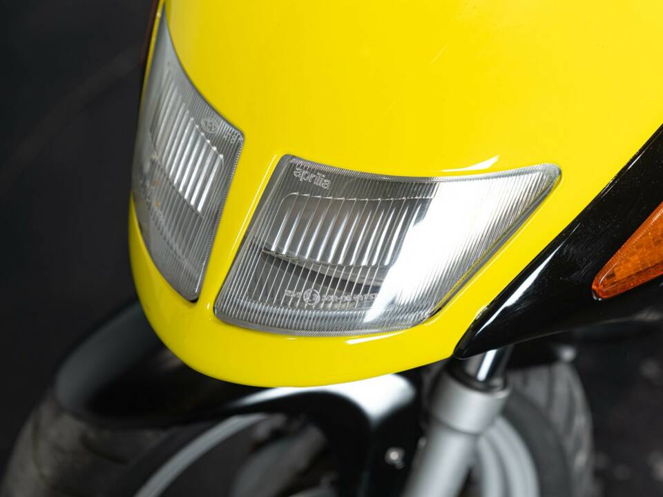 Image 12/19 of Aprilia DUMMY (1993)