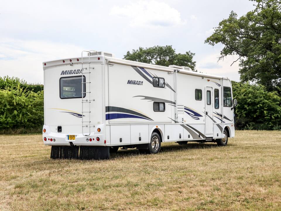 Immagine 13/28 di Coachmen Mirada 350 DS (2008)