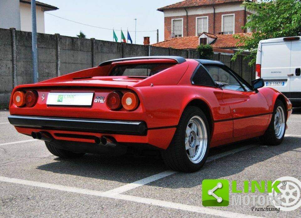 Image 4/10 of Ferrari 308 GTSi (1981)