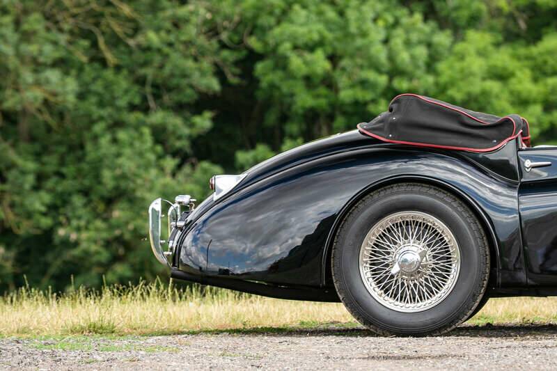 Bild 39/49 von Jaguar XK 120 DHC (1954)