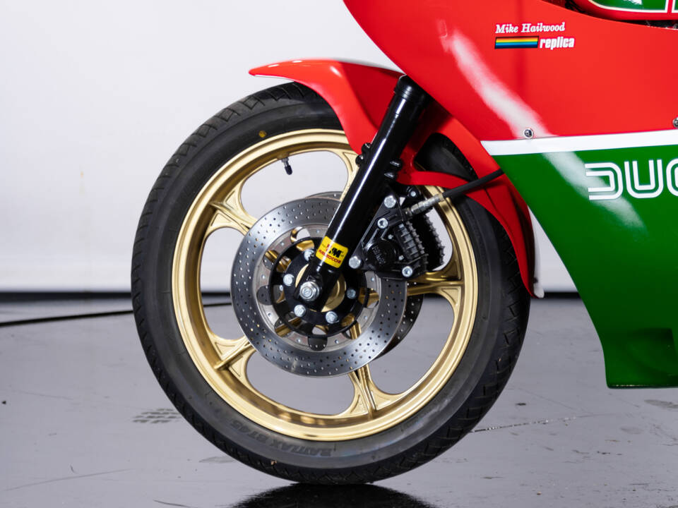 Immagine 8/50 di Ducati DUMMY (1984)