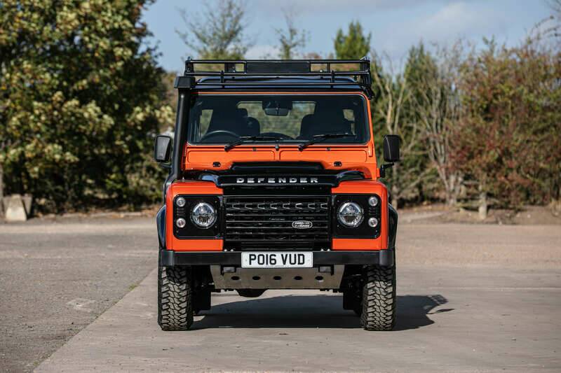 Bild 6/31 von Land Rover Defender 90 "40th Anniversary Overfinch" (2016)