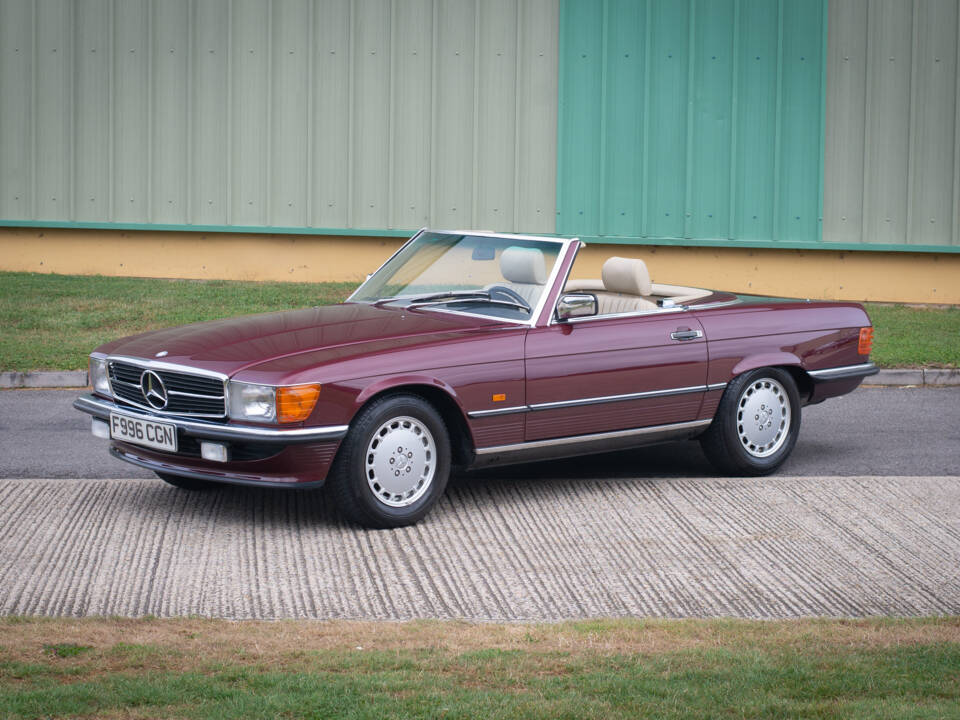 Imagen 3/29 de Mercedes-Benz 300 SL (1988)